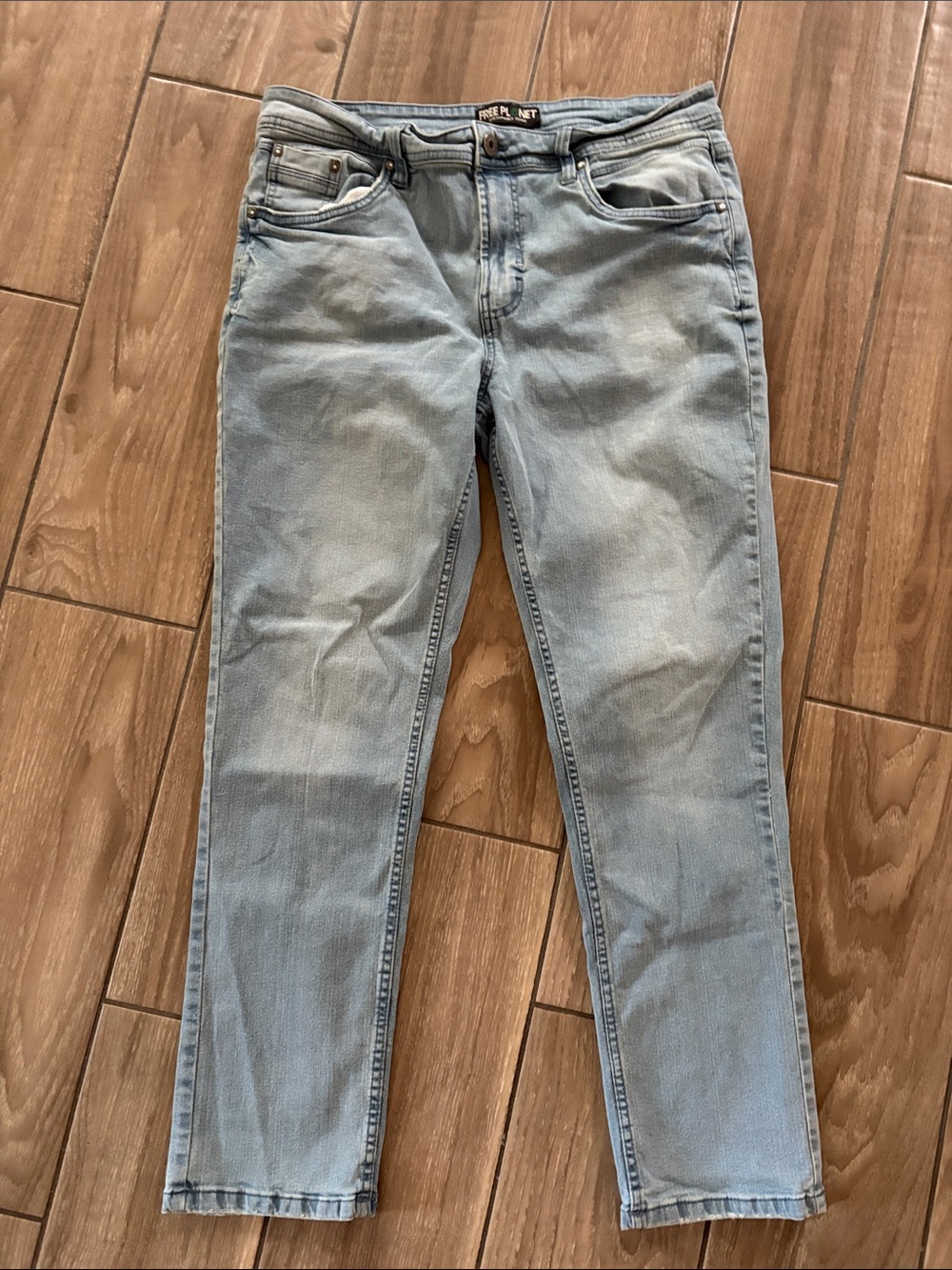 Free Planet sustainable blue denim Jeans Straight leg Men’s Size 32x30